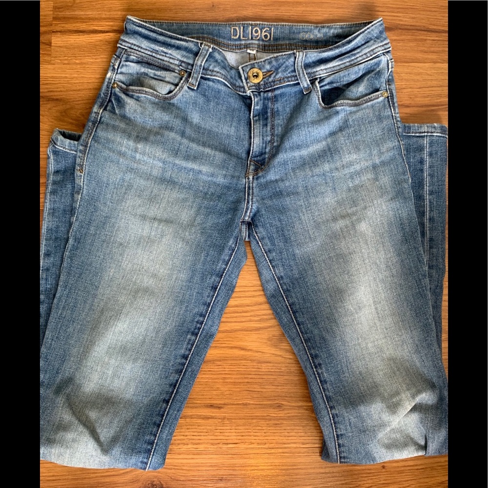 DL1961 straight leg jeans